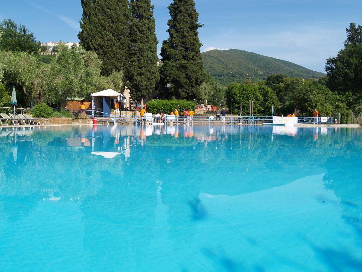 Villaggio Turistico Camping Il Fontino Скарлино Екстериор снимка