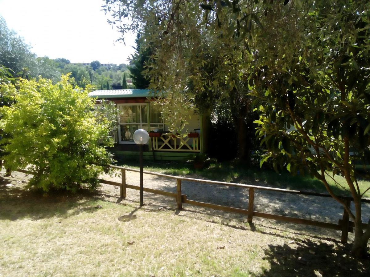 Villaggio Turistico Camping Il Fontino Скарлино Екстериор снимка