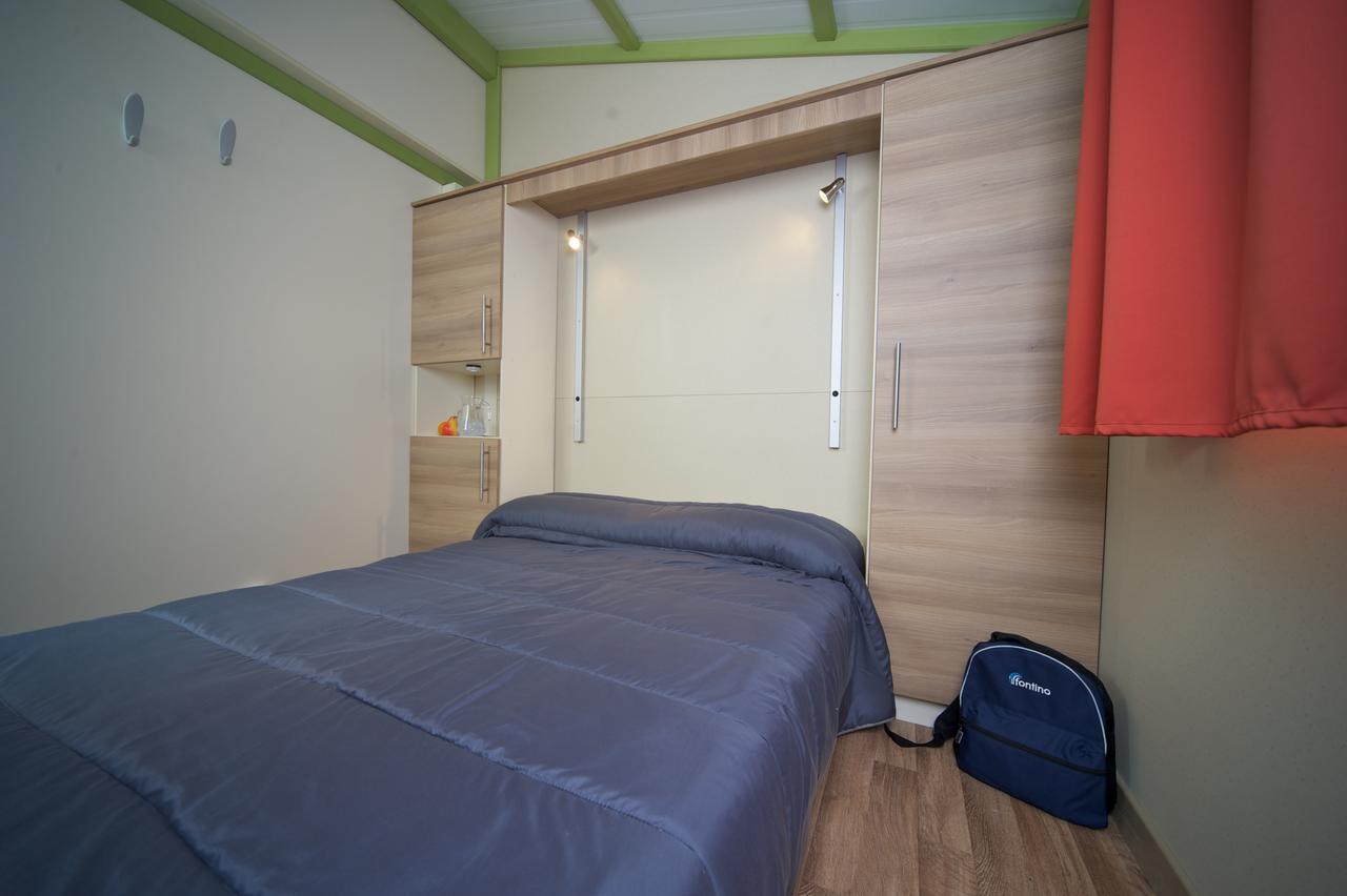 Villaggio Turistico Camping Il Fontino Скарлино Екстериор снимка