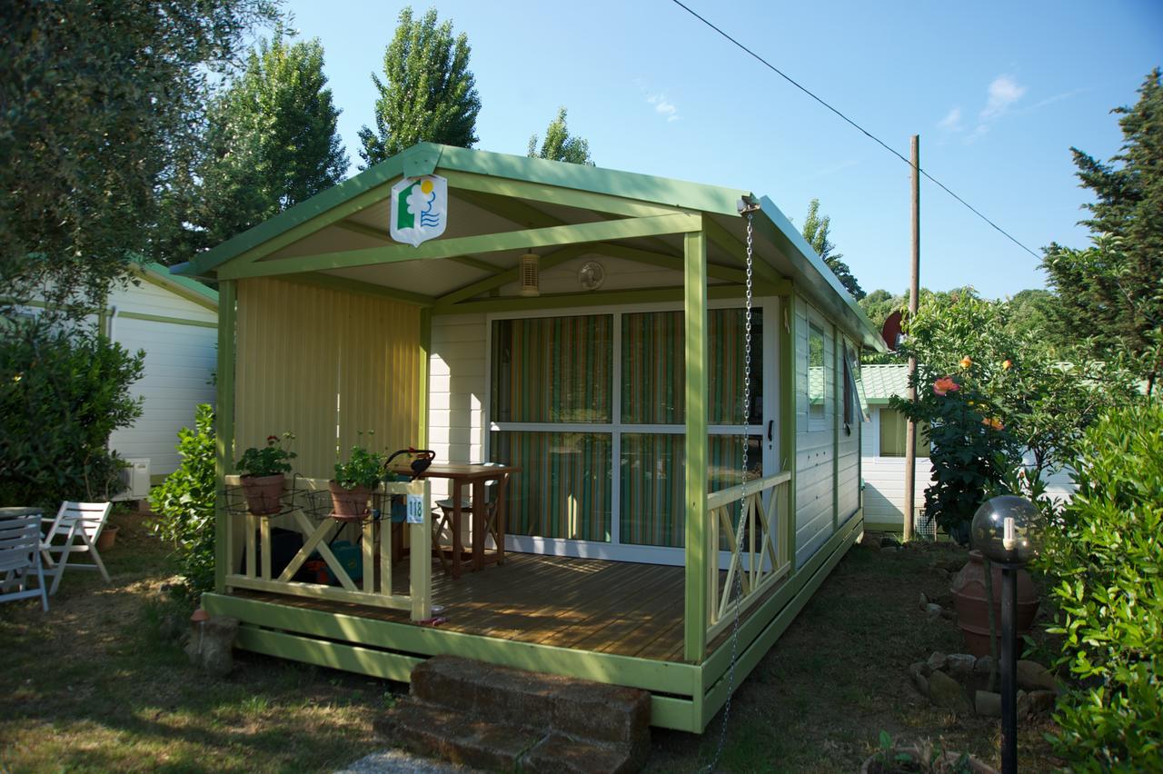 Villaggio Turistico Camping Il Fontino Скарлино Екстериор снимка